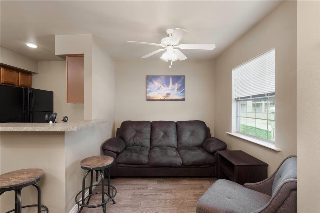 Eagle'S Den Suites Andrews A Travelodge By Wyndham Room photo